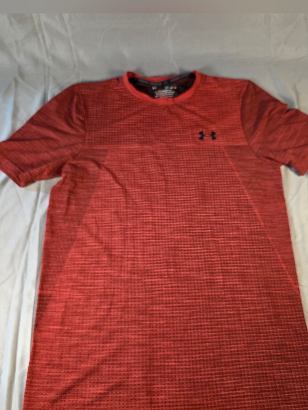 Under Armour Vanish Tee Red Short Sleeve Performance Shirt - Men's Medium